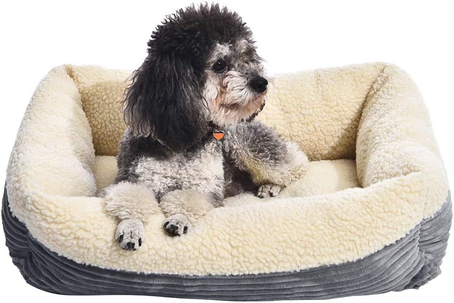 Amazon Basics Anti-Slip Self-Warming Pet Bed For Cat or Dog, Rectangle, Grey, 24"L x 20"W x 7"H