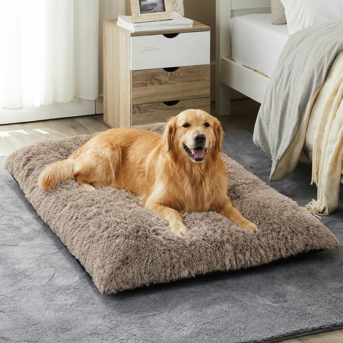 BFPETHOME Dog Beds for Large Dogs, Plush Dog Crate Bed Fluffy Cozy Kennel Pad for Sleeping &Ease Anxiety, Washable Pet Mats with Anti-Slip Bottom for Large Dogs, Grey