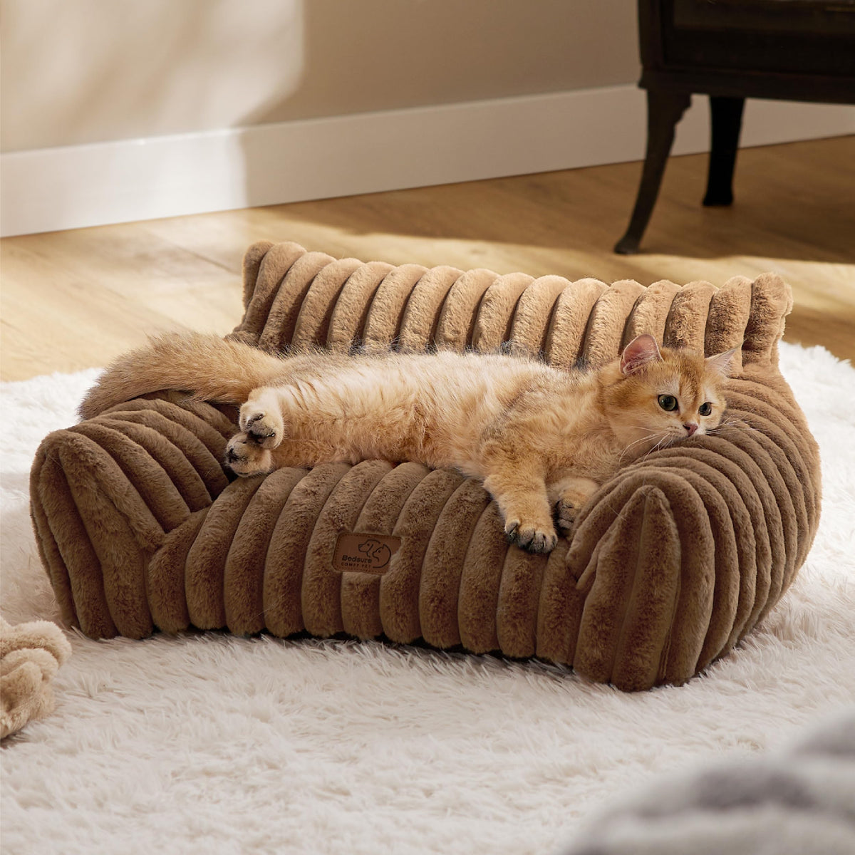 Bedsure ComfyFleece® Shown on TV Fluffy Cute Cat Couch for Pets,24in Cream
