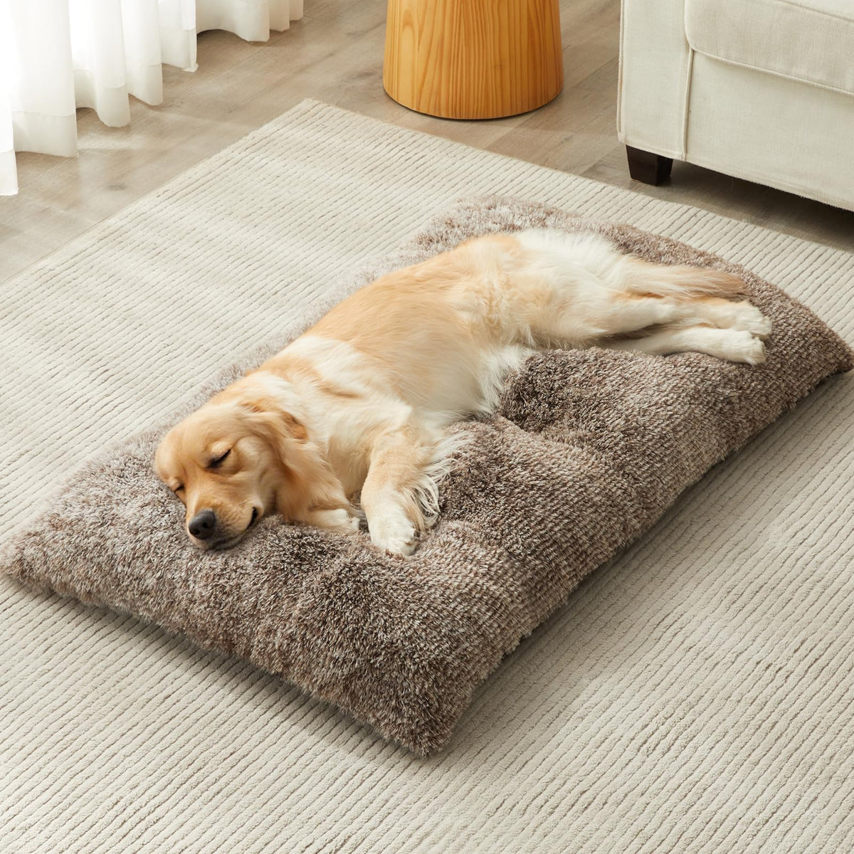 BFPETHOME Dog Beds for Large Dogs, Plush Dog Crate Bed Fluffy Cozy Kennel Pad for Sleeping &Ease Anxiety, Washable Pet Mats with Anti-Slip Bottom for Large Dogs, Grey