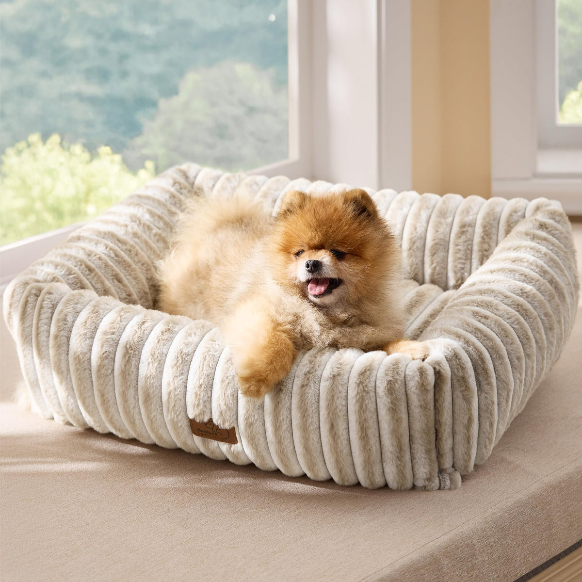 Bedsure ComfyFleece® Cute Dog Bed for Small Medium Dogs Washable,25in Cream