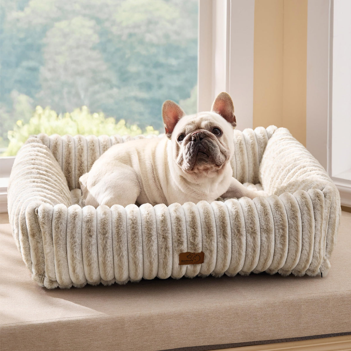 Bedsure ComfyFleece® Cute Dog Bed for Small Medium Dogs Washable,25in Cream